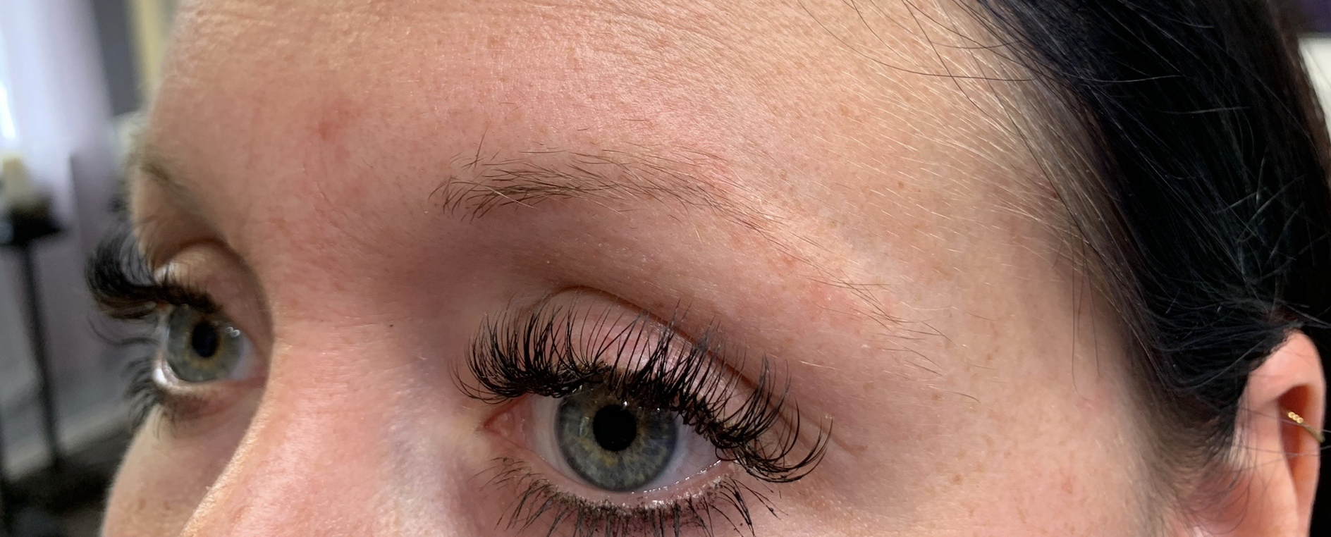 Powder Brows — before
